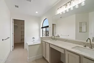 3843 E Vaughn Ave, Gilbert, AZ 85234 - Photo 32