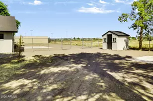 6217 N 79th Dr, Glendale, AZ 85303 - Photo 42