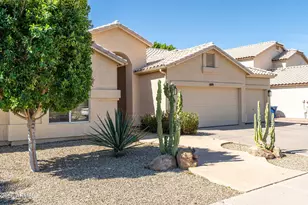 1979 E Chilton Dr, Tempe, AZ 85283 - Photo 2