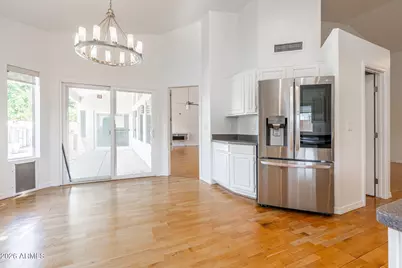 1979 E Chilton Drive, Tempe, AZ 85283 - Photo 8