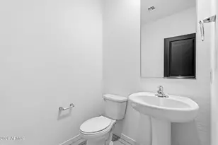 6835 W Getty Dr, Phoenix, AZ 85043 - Photo 18