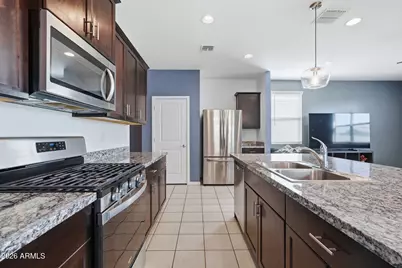 6835 W Getty Drive, Phoenix, AZ 85043 - Photo 8