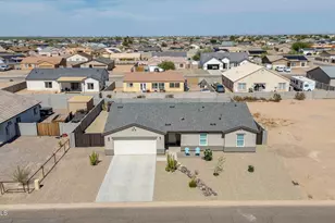 13615 S Silent Rd, Arizona City, AZ 85123 - Photo 4