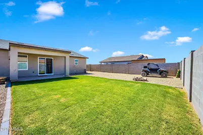 13615 S Silent Road, Arizona City, AZ 85123 - Photo 16