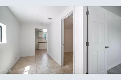 1834 N 63rd Avenue, Phoenix, AZ 85035 - Photo 24
