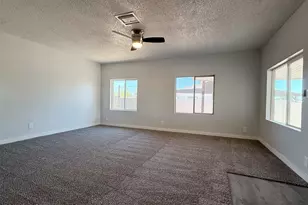 217 N 80th Pl, Mesa, AZ 85207 - Photo 6