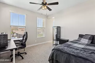 213 E Balao Dr, Phoenix, AZ 85085 - Photo 40