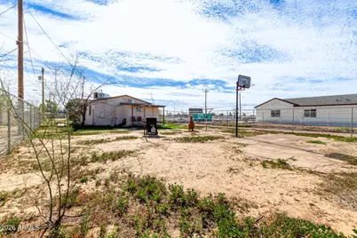 460 W Spruell Avenue, Coolidge, AZ 85128 - Photo 18
