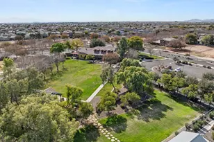 14434 W Larkspur Dr, Surprise, AZ 85379 - Photo 62
