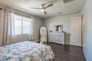 4459 W Federal Way, San Tan Valley, AZ 85144 - Photo 20