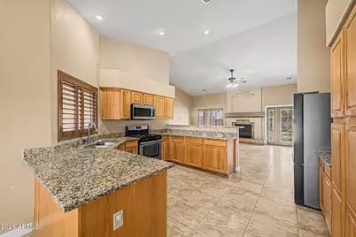 141 E Pebble Trail, Casa Grande, AZ 85122 - Photo 12