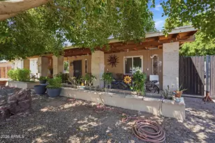 654 S Copper Dr, Apache Junction, AZ 85120 - Photo 4