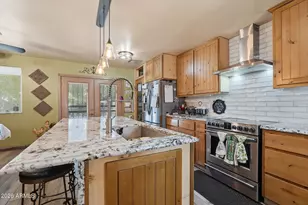 654 S Copper Dr, Apache Junction, AZ 85120 - Photo 12