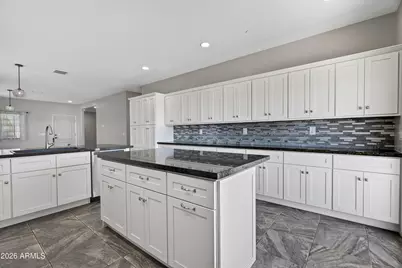 21427 W Monte Vista Road, Buckeye, AZ 85396 - Photo 10