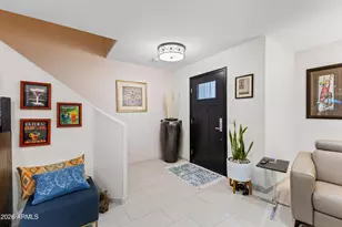 2045 E Ruby Ln, Phoenix, AZ 85024 - Photo 8