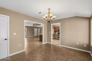 10317 W Floriade Dr, Sun City, AZ 85351 - Photo 12