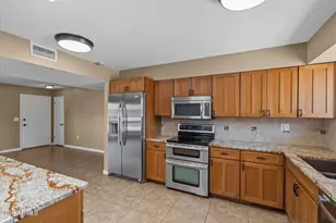 10317 W Floriade Dr, Sun City, AZ 85351 - Photo 10