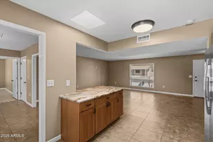 10317 W Floriade Dr, Sun City, AZ 85351 - Photo 6