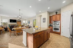40122 N Noble Hawk Ct, Anthem, AZ 85086 - Photo 22