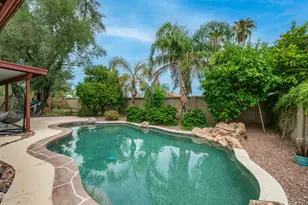1338 E Sunburst Ln, Tempe, AZ 85284 - Photo 8