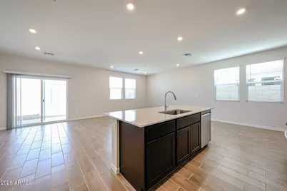 17368 W Villa Hermosa Lane, Surprise, AZ 85387 - Photo 6