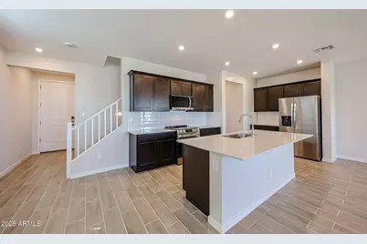 17368 W Villa Hermosa Lane, Surprise, AZ 85387 - Photo 2