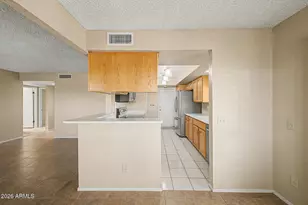 9817 E Navajo Pl, Sun Lakes, AZ 85248 - Photo 16