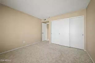 9817 E Navajo Pl, Sun Lakes, AZ 85248 - Photo 28