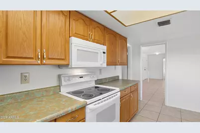 11040 S Tomah Street, Phoenix, AZ 85044 - Photo 6