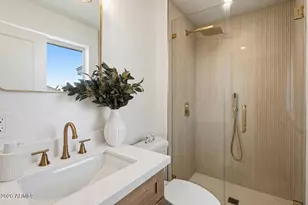 8102 E Palm Ln, Scottsdale, AZ 85257 - Photo 16
