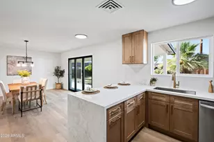 8102 E Palm Ln, Scottsdale, AZ 85257 - Photo 12