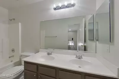 3315 W Fraktur Road, Phoenix, AZ 85041 - Photo 14