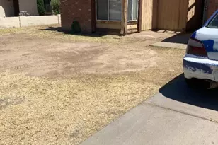 7623 W Pierson St, Phoenix, AZ 85033 - Photo 2