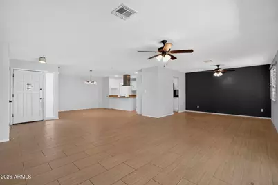 8449 E Jackrabbit Road, Scottsdale, AZ 85250 - Photo 10