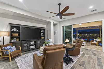 10563 S 182nd Drive, Goodyear, AZ 85338 - Photo 8