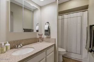 11039 North 11th St, Phoenix, AZ 85020 - Photo 28