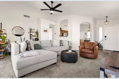1216 W Pinon Avenue, Gilbert, AZ 85233 - Photo 1