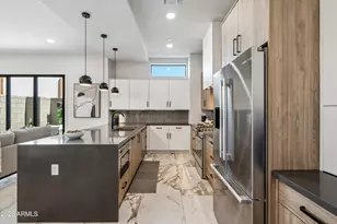 377 E Windsor Ave, Phoenix, AZ 85004 - Photo 4