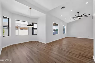 48 E Elgin Street, Gilbert, AZ 85295 - Photo 12