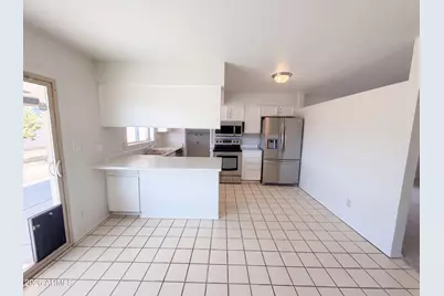 1413 W Behrend Drive, Phoenix, AZ 85027 - Photo 2