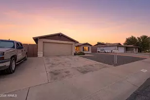 11210 N 52nd Ave, Glendale, AZ 85304 - Photo 4