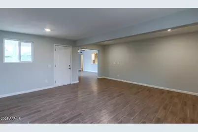 1654 N Queensbury --, Mesa, AZ 85201 - Photo 8
