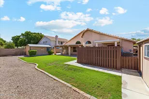 652 W Mendoza Ave, Mesa, AZ 85210 - Photo 30