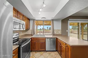 10433 W Laurie Ln, Peoria, AZ 85345 - Photo 16