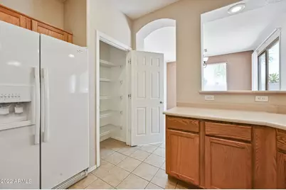 1525 W Saint Kateri Drive, Phoenix, AZ 85041 - Photo 14
