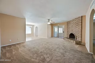 4390 E Sunrise Dr, Phoenix, AZ 85044 - Photo 4