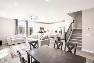 21016 N 58th Way, Phoenix, AZ 85054 - Photo 4