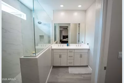 21016 N 58th Way, Phoenix, AZ 85054 - Photo 18