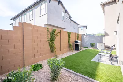 21016 N 58th Way, Phoenix, AZ 85054 - Photo 24