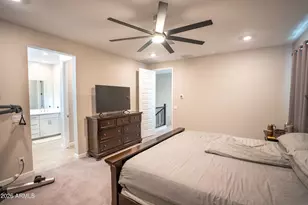 21016 N 58th Way, Phoenix, AZ 85054 - Photo 12